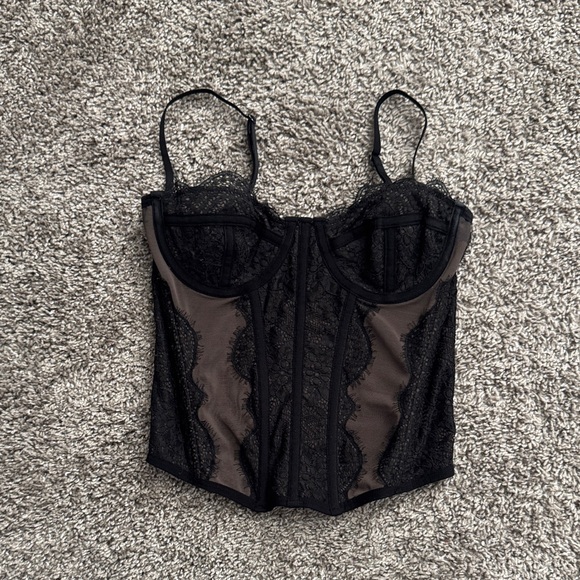 UO Out from Under Modern Love Corset black grey lace with boning - Picture 9 of 14